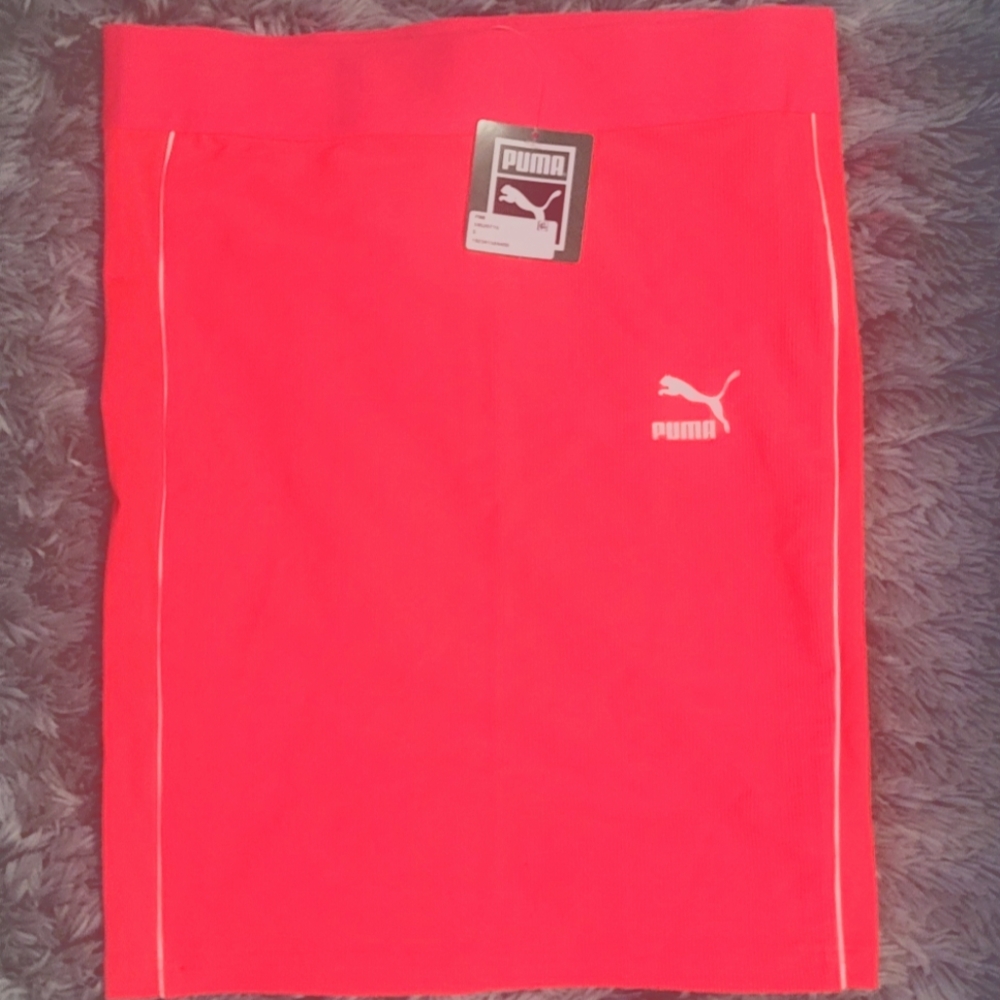 PUMA, BEAUTIFUL CLASSICS Rib Skirt, size S stretch 😍 ✨️